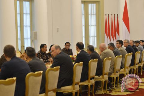 Presiden terima delegasi AIIB