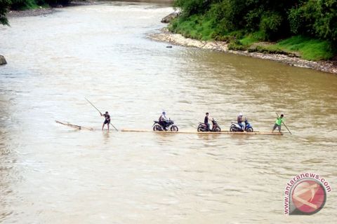 Jasa penyeberangan sungai
