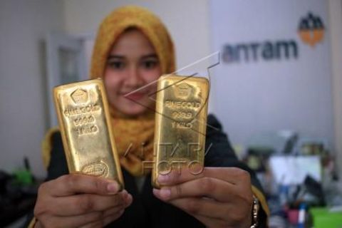 Harga Emas Antam Naik