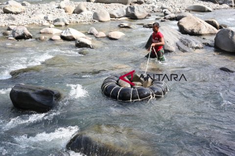 BURUH SUNGAI