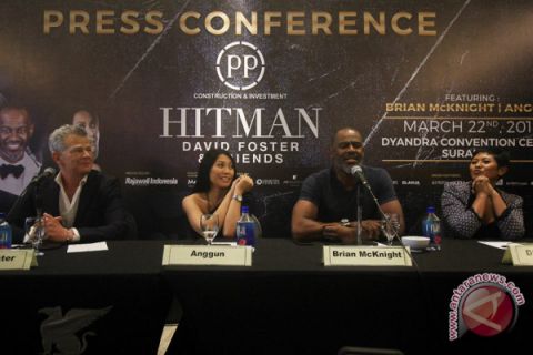 Konser Hitman David Foster and Friends