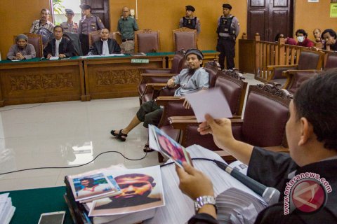 Sidang lanjutan Oman