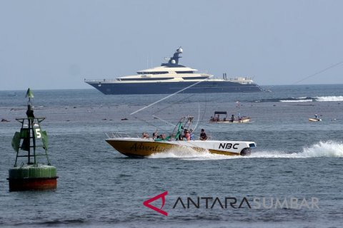 KAPAL BURONAN FBI