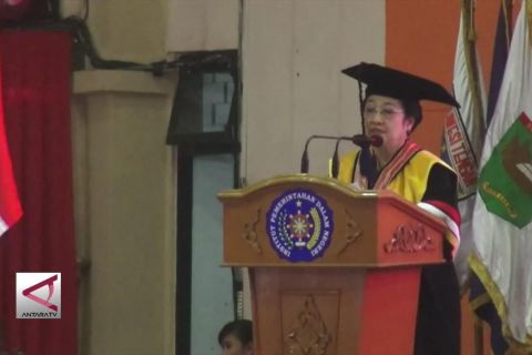Megawati imbau perempuan lebih berperan di politik
