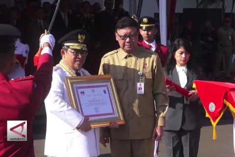 Penghargaan IPDN untuk Gubernur Jabar