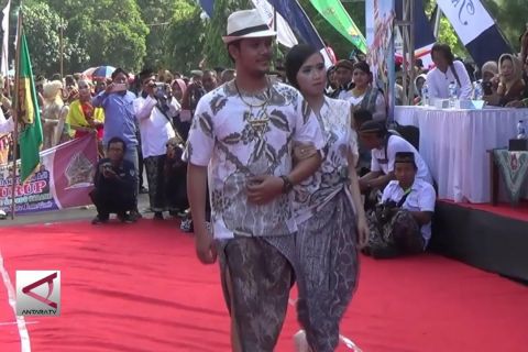 Sarung batik resmi jadi identitas Kota Pekalongan