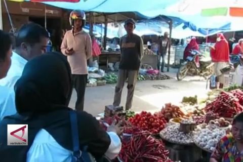 Disperindag Kolaka sidak ke pasar normalisasi harga