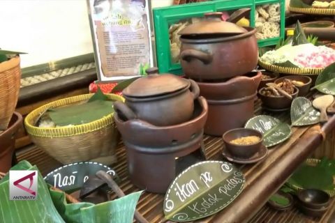 Disbudpar dongkrak makanan khas daerah