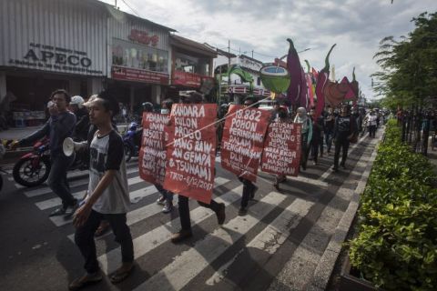 Aksi Damai Memperingati Hari Bumi Internasional