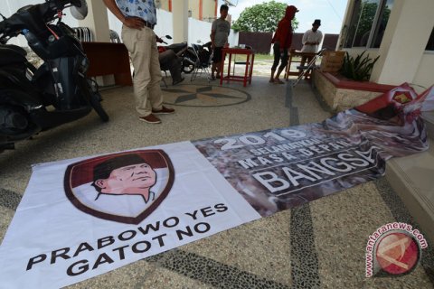 Gerindra sita spanduk sudutkan Gatot