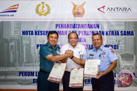 Kerja sama PT KAI dengan TNI