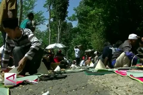Simbol kerukunan dalam sadranan Desa Kemiri