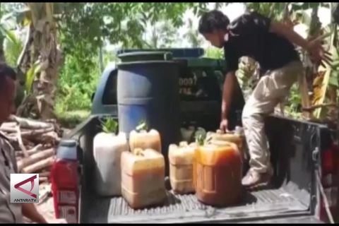 Operasi Pekat Anoa geledah rumah di tengah hutan