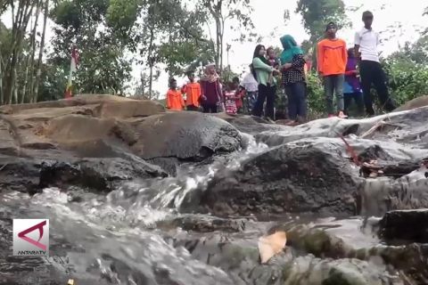 Batang kembangkan desa wisata alam