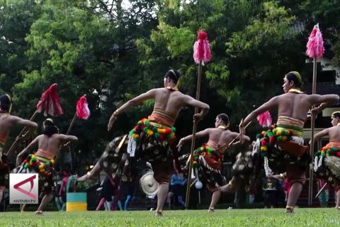 160 Kelompok seni ikuti Solo Menari 2018