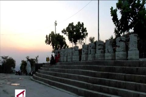 Menpora Ajak Jip Wisata Prambanan Promosikan Asian Games