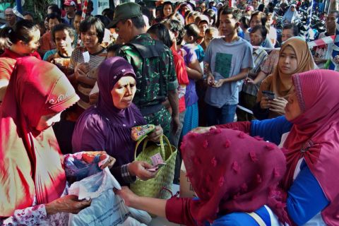 Pasar murah Ramadhan di Semarang