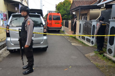 Penggeledahan rumah terduga teroris di Tasikmalaya