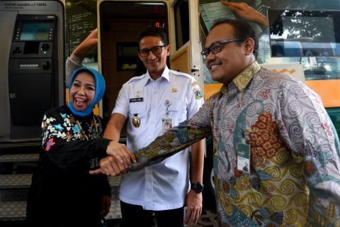 Penukaran uang pecahan kecil