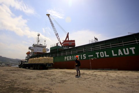 Tol laut jalur selatan Jawa