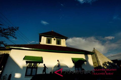 Ngabuburit di Masjid Tua Katangka