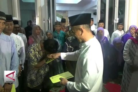 Kasad serahkan santunan untuk 600 anak yatim