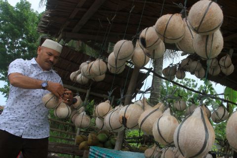 Kelapa Bakar Khas Ramadan
