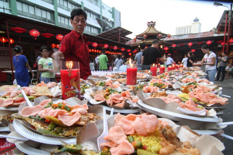 Berbagi Takjil di Vihara