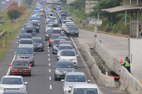 Kepadatan Tol Palikanci