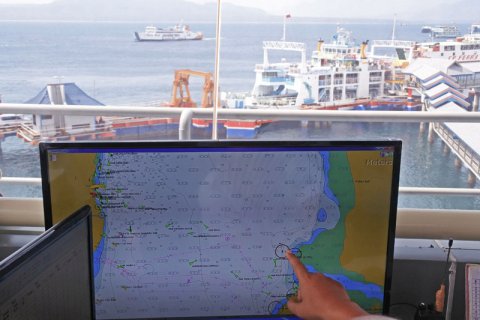 Pantauan lalu lintas kapal