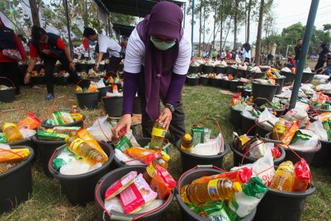 Bingkisan Lebaran Solo Berbagi