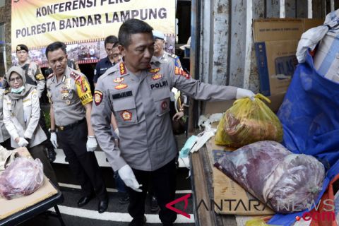 Penyelundupan daging celeng ilegal