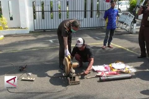 Kejari Sleman musnahkan barang bukti kejahatan
