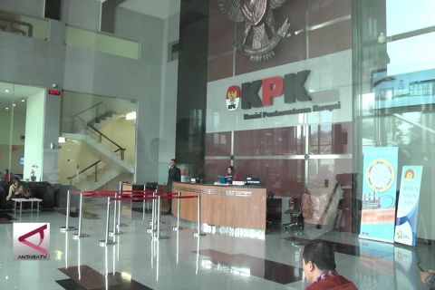 KPK Gencar periksa mantan bupati Buton Selatan