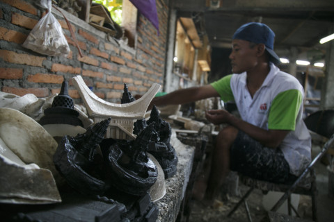 PRODUKSI CENDERA MATA