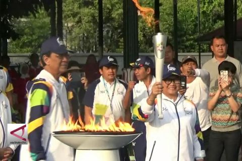 Menlu Retno Jadi Pelari Pertama Obor Asian Games