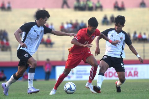 Myanmar Tundukkan Thailand