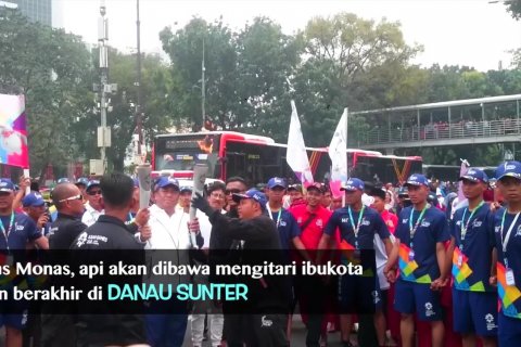 Suasana Torch Relay DKI Jakarta ruas barat daya Monas