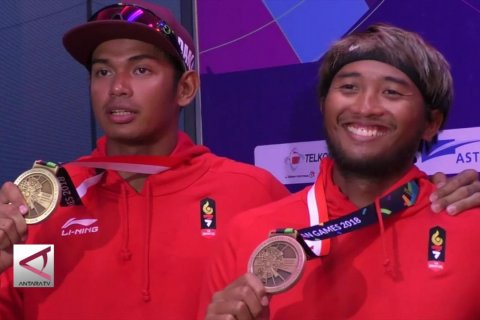 2 medali, voli pantai putra ukir sejarah baru