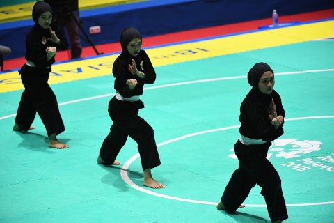 Tiga emas silat dan Indonesia pun melesat jauh