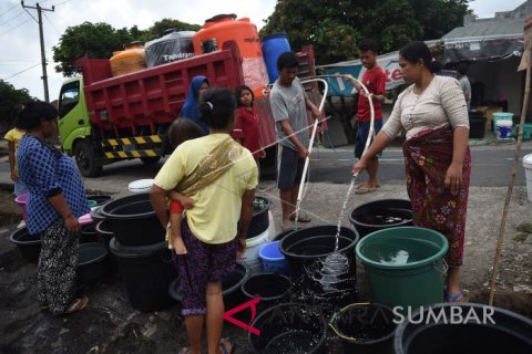 DISTRIBUSI AIR BERSIH