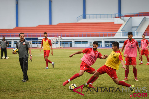Latihan Sepakbola Tim Nasional Bahrain