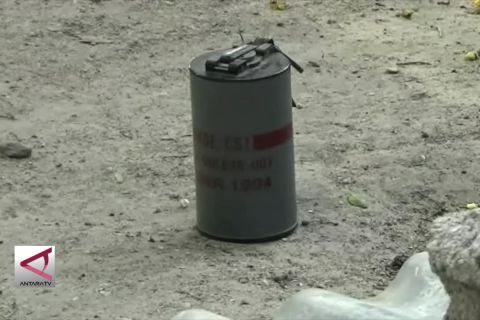 Jihandak Brimob Polda Sulteng amankan granat aktif