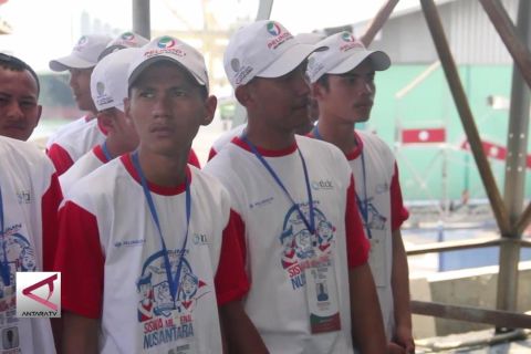 Siswa Kepri belajar tata niaga di Pelabuhan Semarang