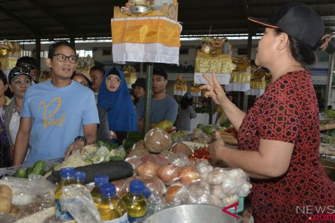 Sandiaga Uno Kunjungi Pasar Sindhu Sanur
