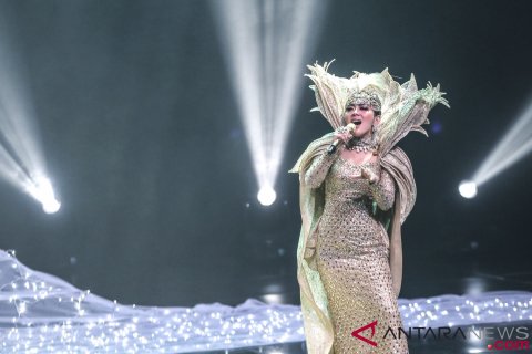 Konser Sepuluh Tahun Syahrini