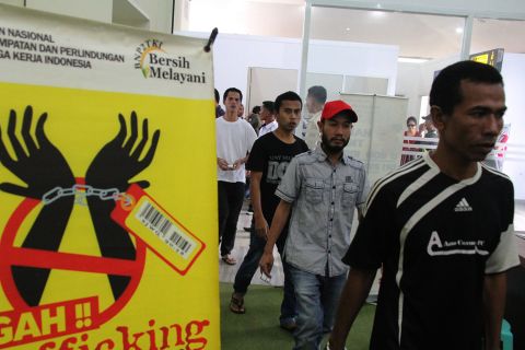 Malaysia Pulangkan 20 Tenaga Kerja Ilegal