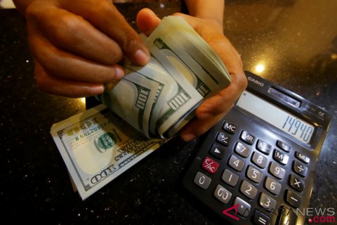 Rupiah melemah tapi Indonesia akan bebas dari krisis