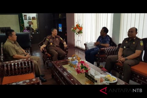 Silaturahmi Kabiro Perum LKBN Antara NTB dengan Kajati NTB