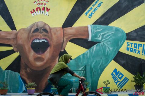 Mural Anti Hoax